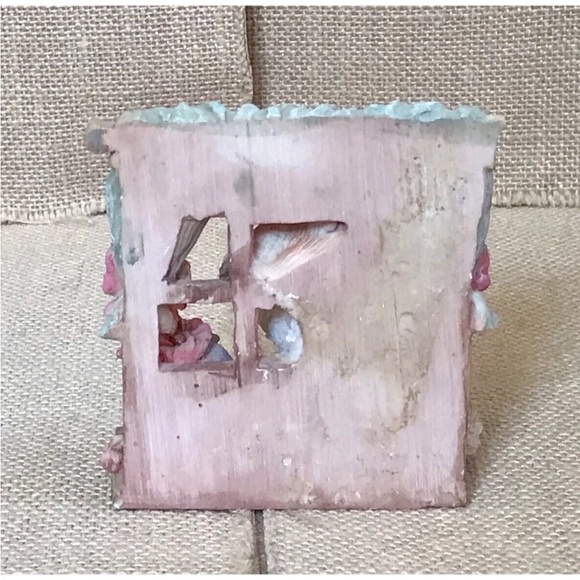 Vintage Dog In Window Resin Figurine Whimsical Kitsch Puppy Love Cottage Core - Picture 4 of 8